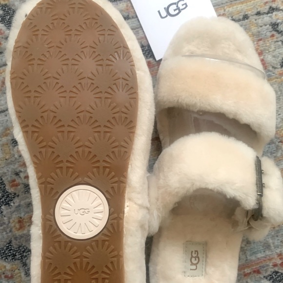 Authentic UGG “Fuzz Yeah” Slippers In Natural (NIB) - Picture 3 of 6
